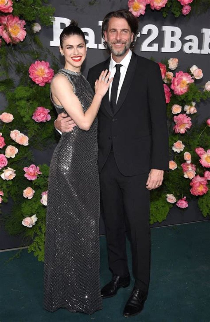 Alexandra Daddario Husband: The Inside Scoop on Her Love Life and More